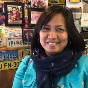 Meet your Posher, Lorna